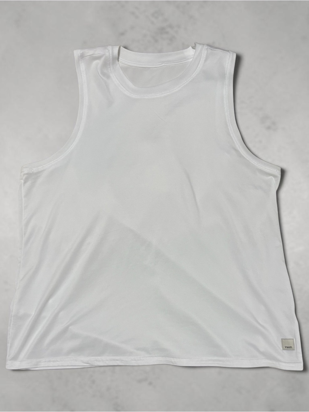 Vuori Performance Sleeveless Tank Top in White